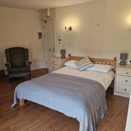 The Stowey Arms Bed & Breakfast Exeter Exterior photo
